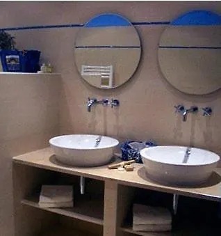 B&B La Locandiera Cagnes-sur-Mer 3*,